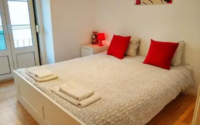 Red Passion Apartment - photo 4