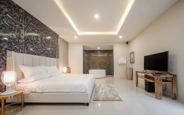 The Valen Resort - photo 4