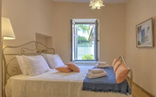 Aria Plaka Residence - photo 4