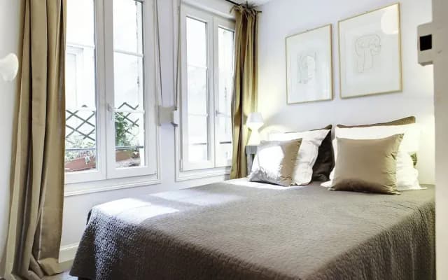 Paris Marais Central Residence - photo 2