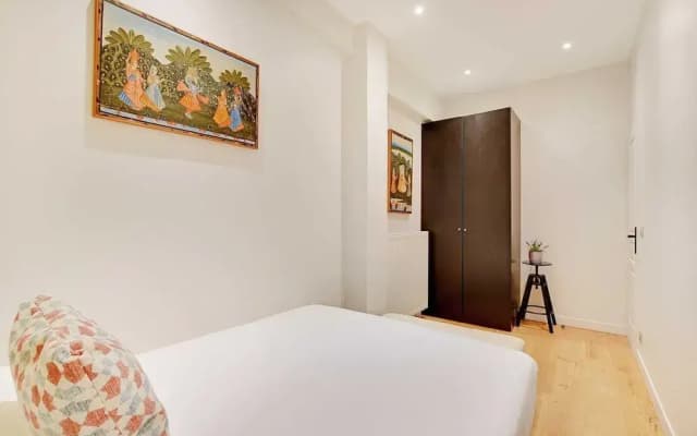 Spacious apartement - 4BR/10P - Paris Center - photo 2