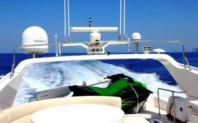 Motor Yacht Dandy - photo 2