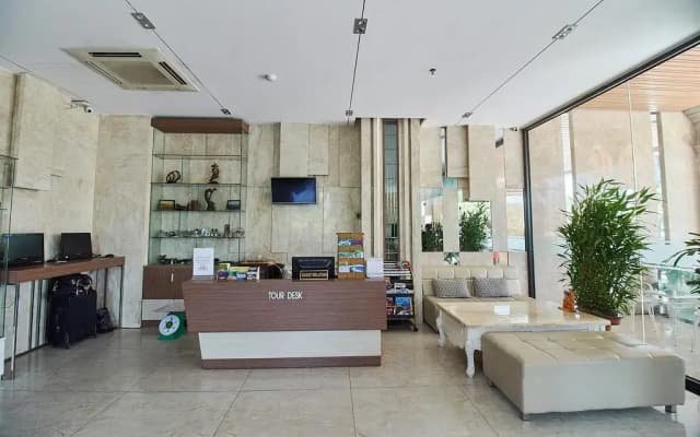 The Sol Hotel - photo 2