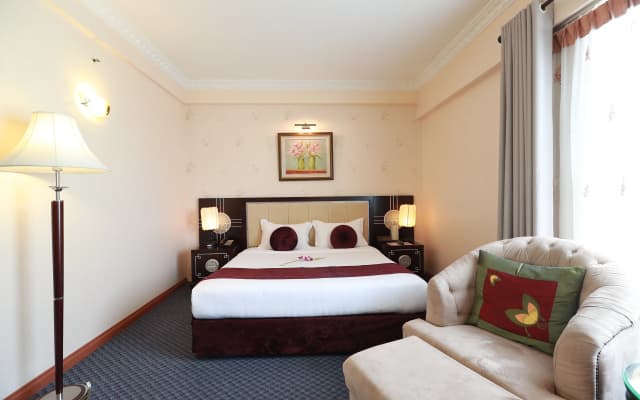 Flower Garden Hotel - photo 5