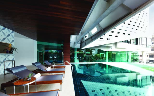 LiT BANGKOK Hotel - photo 2