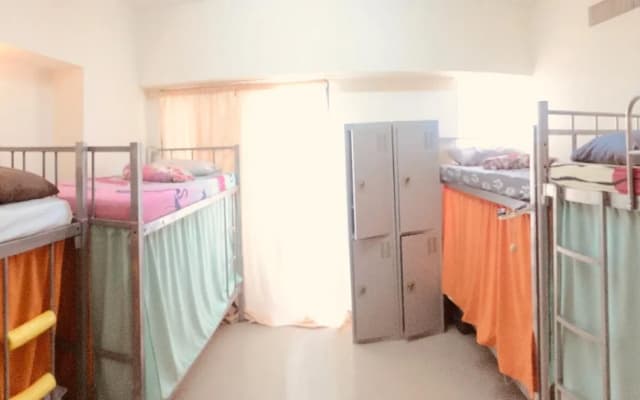 Heartland Hostel - photo 4