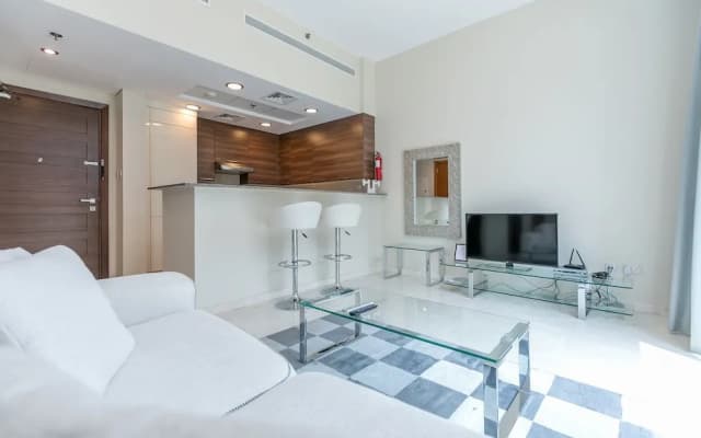 DHH - Bay Square - photo 5