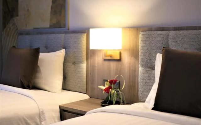 KSL Esplanade Hotel - photo 5