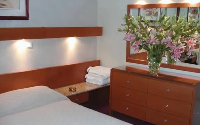 New Victory Hotel - photo 4