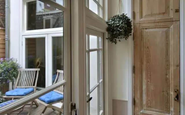 The Place 2 BnB - photo 3