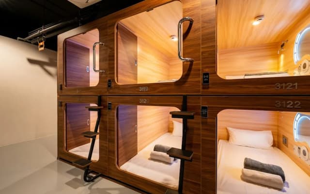 JPOD Capsule Hotel - photo 5