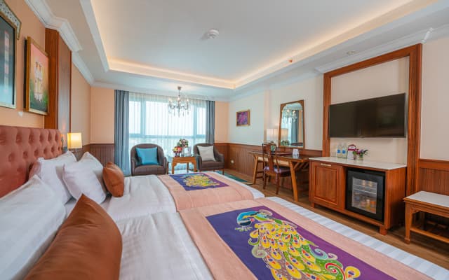 Empress Premier Hotel - photo 3