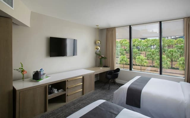 The Delaney Hotel - photo 5