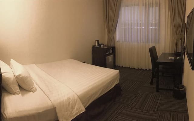 Sakura Hotel 3 - photo 2