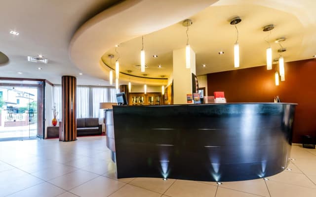 Smart Hotel Holiday - photo 2