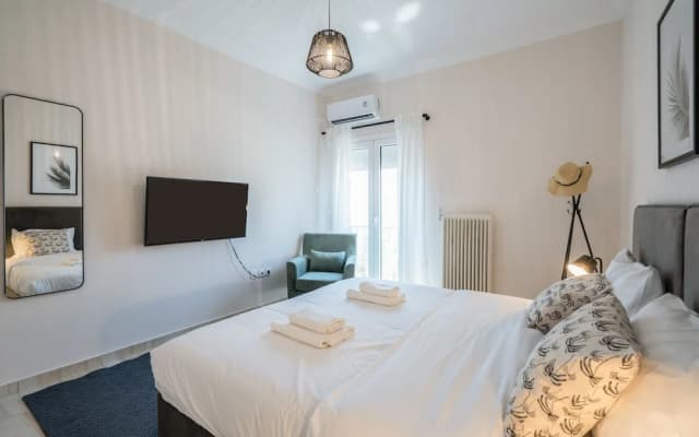 Modern Apartment with Acropolis view - photo 5