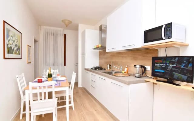 Calle Zan 1585A - photo 2