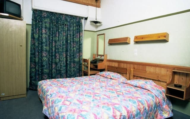 Alma Hotel - photo 3