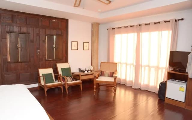 Evergreen Boutique Hotel By RedDoorz Plus - photo 2
