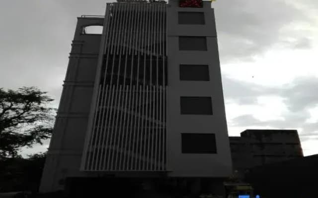 Sunrise Inn - photo 2