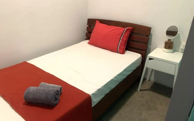 Sleep Sheep Phuket Hostel SHA - photo 2
