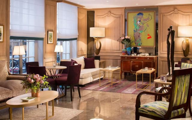 Hotel Balmoral - photo 2