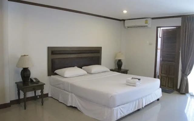 OYO 285 The Modern Place - photo 5