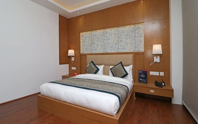 Oyo 10824 Hotel Star Suites - photo 4