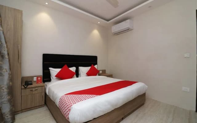 OYO Flagship 24107 Church House - photo 3