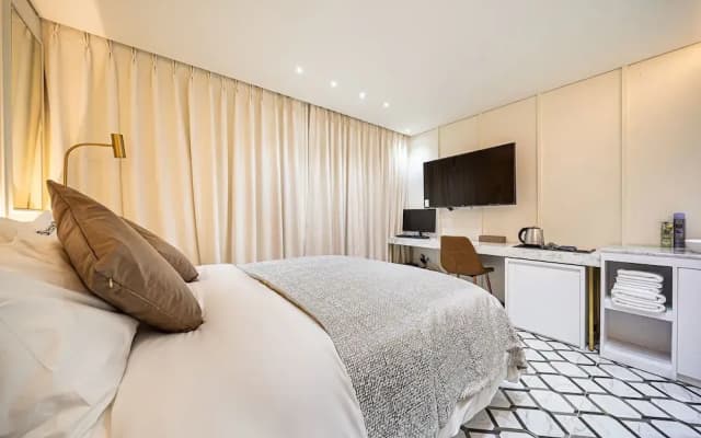 Olive Hotel - photo 3