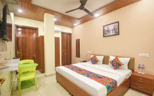 Fabhotel White House Tilak Nagar - photo 5
