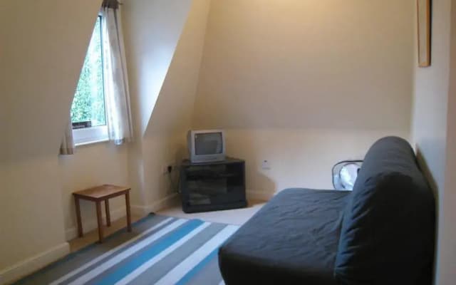 Edinburgh Featherhall Garden Court Apartments - photo 4