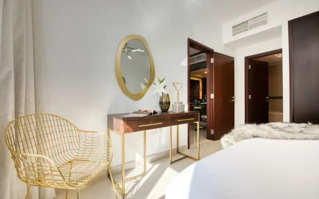Maison Privee - Radiant Urban Retreat with Iconic Burj Khalifa Vws - photo 3