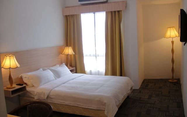 Prima Hotel Melaka - photo 4