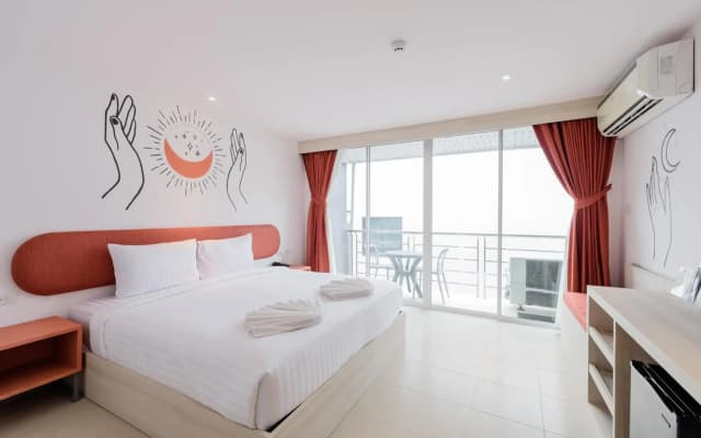 Moon Budget Hotel - photo 2