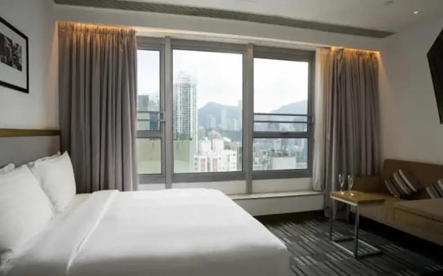 Hotel One Eighteen - photo 5
