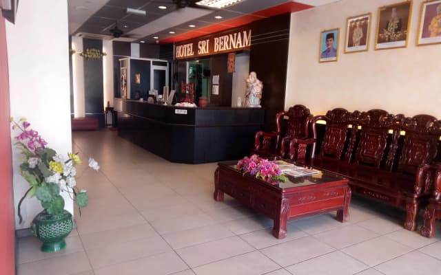 Hotel Sri Bernam - photo 2