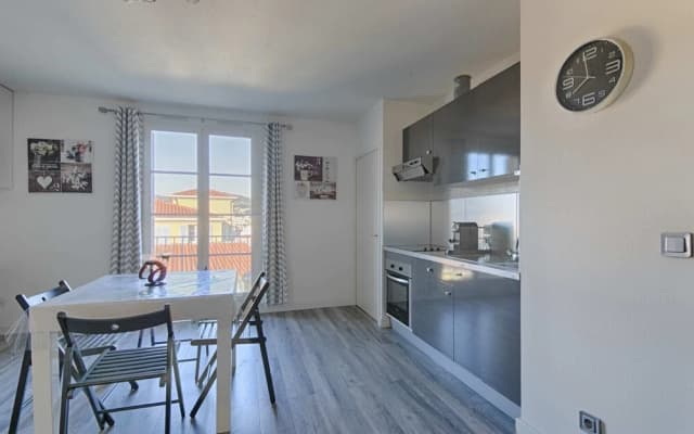 Nice 2 Room Apartment With Terrace - Vieux Nice - photo 5