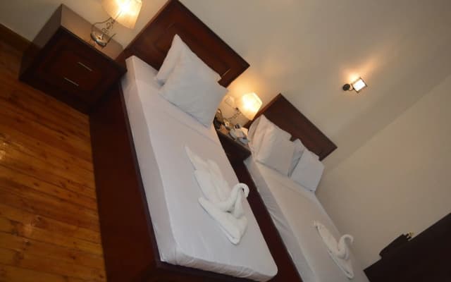 Midtown Hostel - photo 2