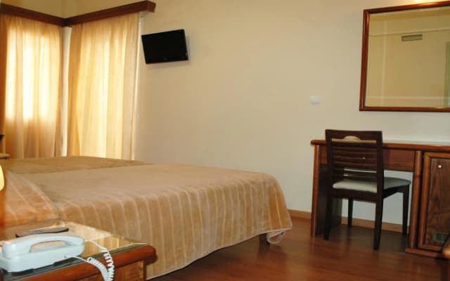 Omiros Hotel - photo 4