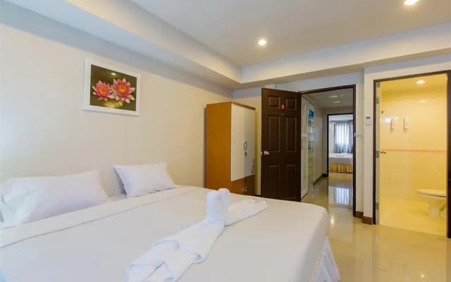 Eing Lay Beach Guesthouse - photo 5