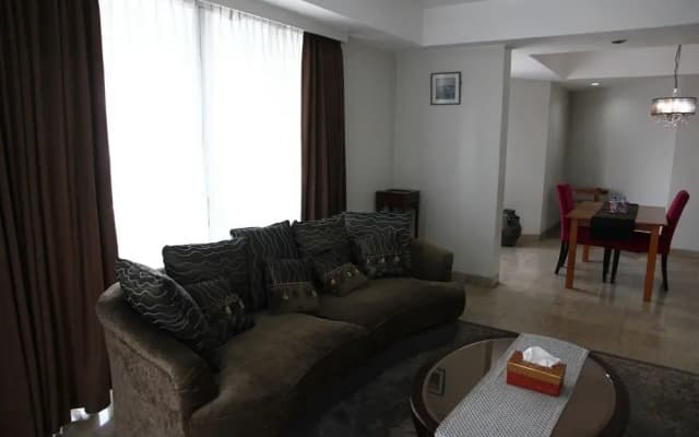 Classic Brawijaya Apartment with Pool View - photo 3