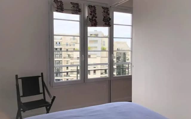 Apartment for 4 Persons View on the Eiffel Tower - photo 2