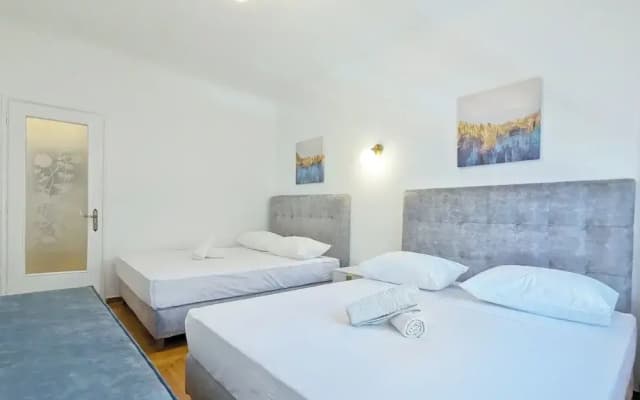 Athens Divas Velvet Gold Suites - photo 5