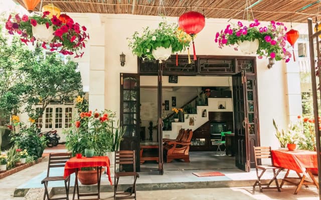 Oleander Garden Homestay - photo 4