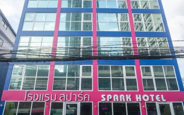 Spark Hotel - photo 4