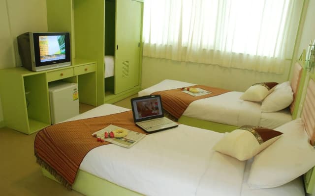 Darley Hotel Chiangmai - photo 2