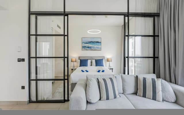 Luxury at Socio Dubai Hills 2 Beds Sleeps 4 - photo 4