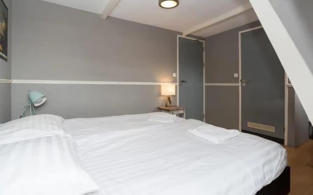 Westerpark Suites - photo 3