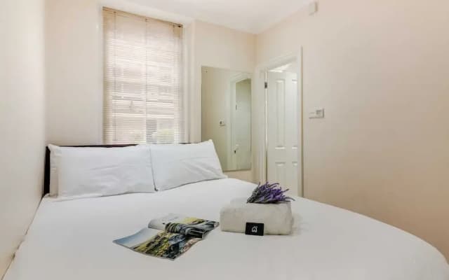 Uber London Theatre Land House - photo 3
